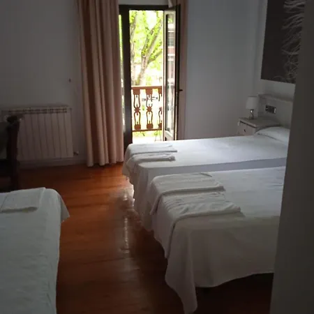 Pisuerga فندق برواثا