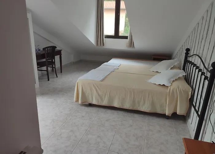 Pisuerga Hotel Proaza